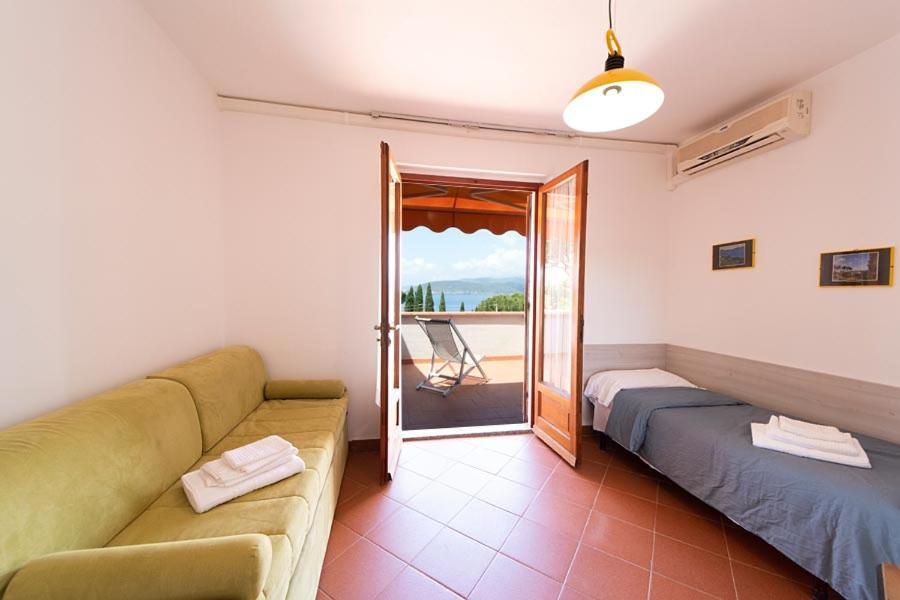 Residence Le Grazie Est Capoliveri Kültér fotó
